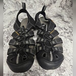 Keen Newport Sandals Size 13 Black and Gray